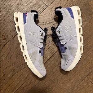On Running Kids' Light Gray and Purple Sneakers